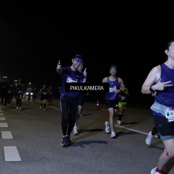 Runner Photo 7520598