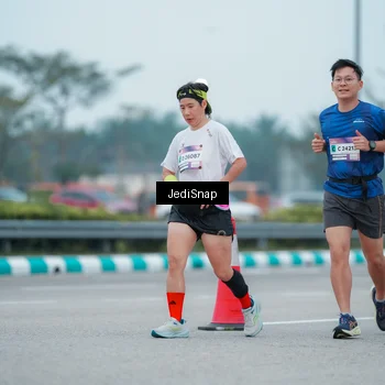 Runner Photo 7520606