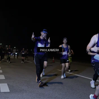 Runner Photo 7520607