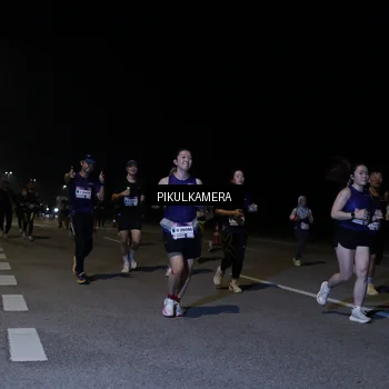 Runner Photo 7520609