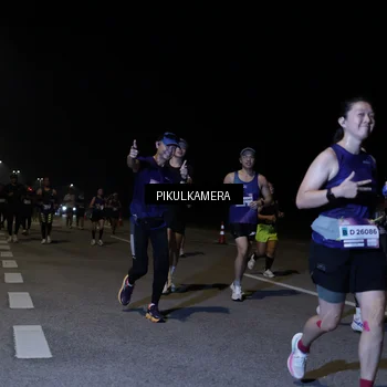 Runner Photo 7520611