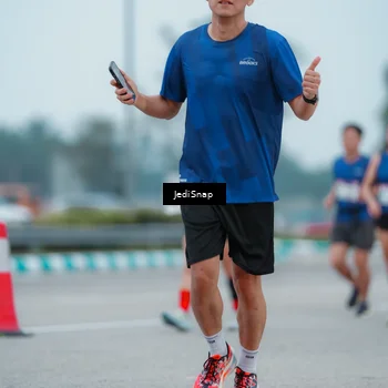 Runner Photo 7520613