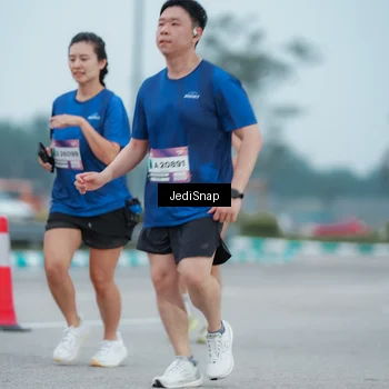 Runner Photo 7520618