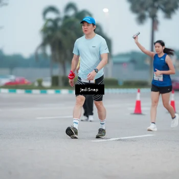 Runner Photo 7520623