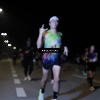 Runner Photo 7520628