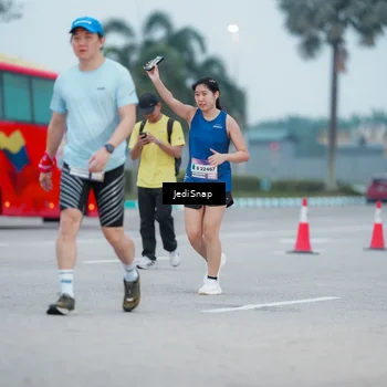Runner Photo 7520633