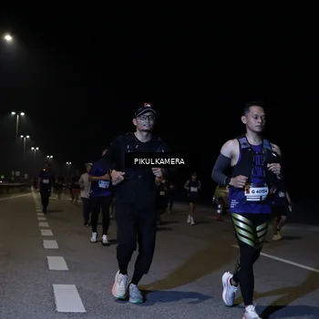 Runner Photo 7520640