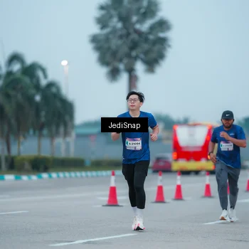 Runner Photo 7520642