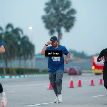 Runner Photo 7520658