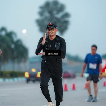 Runner Photo 7520663