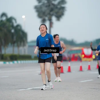 Runner Photo 7520678