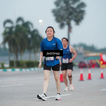 Runner Photo 7520681