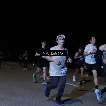 Runner Photo 7520684
