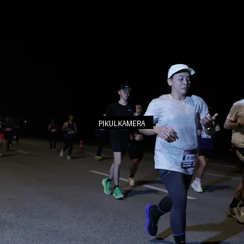 Runner Photo 7520685