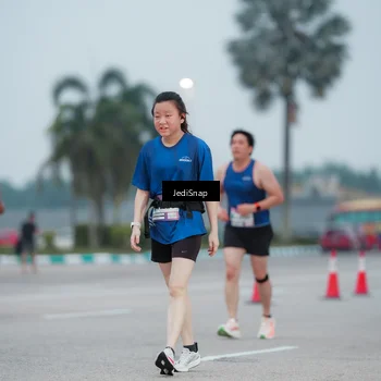 Runner Photo 7520689
