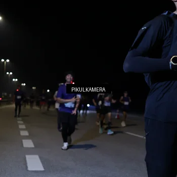 Runner Photo 7520691