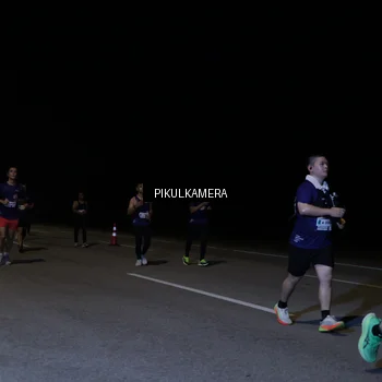Runner Photo 7520698
