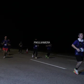 Runner Photo 7520700