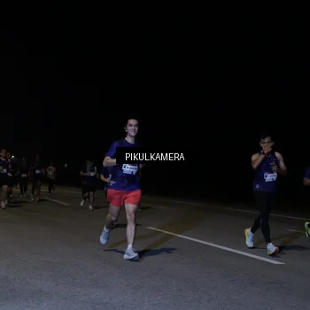Runner Photo 7520707
