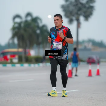 Runner Photo 7520715