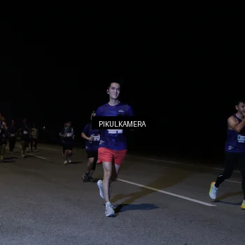 Runner Photo 7520718