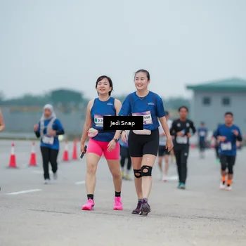 Runner Photo 7520728