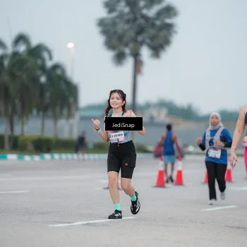 Runner Photo 7520731