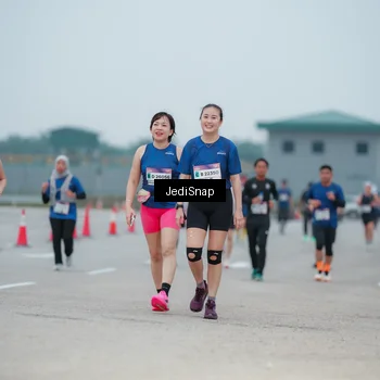 Runner Photo 7520732