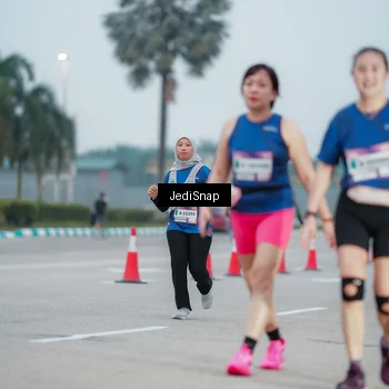 Runner Photo 7520742