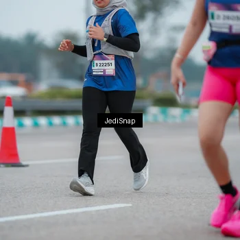 Runner Photo 7520764