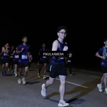 Runner Photo 7520769
