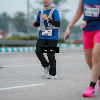 Runner Photo 7520770