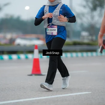 Runner Photo 7520796