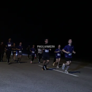 Runner Photo 7520805