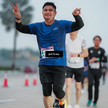 Runner Photo 7520818