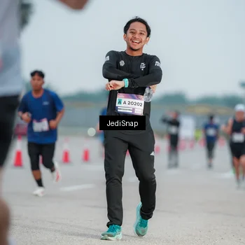 Runner Photo 7520831
