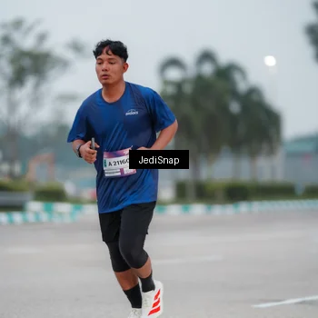 Runner Photo 7520845