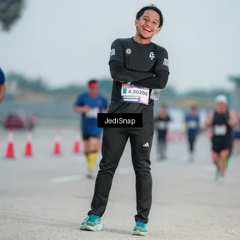 Runner Photo 7520847