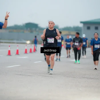 Runner Photo 7520848
