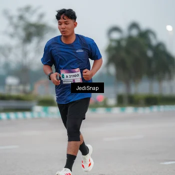 Runner Photo 7520849