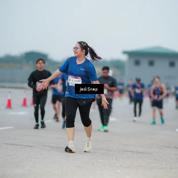Runner Photo 7520871