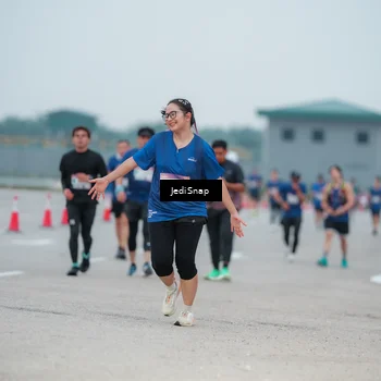 Runner Photo 7520873