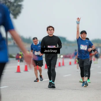 Runner Photo 7520889