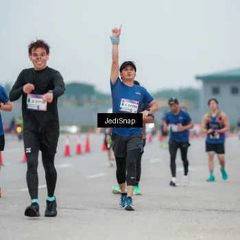 Runner Photo 7520892
