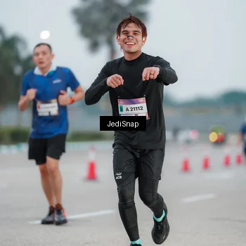 Runner Photo 7520904
