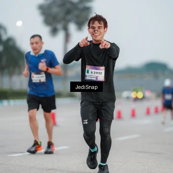 Runner Photo 7520906