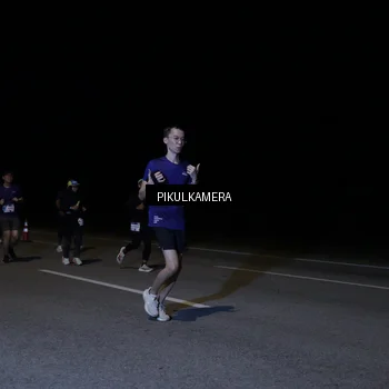 Runner Photo 7520907