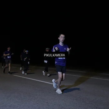 Runner Photo 7520908