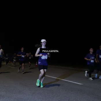 Runner Photo 7520918