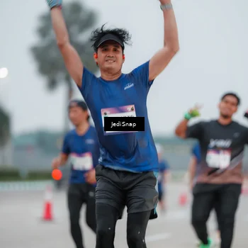 Runner Photo 7520921